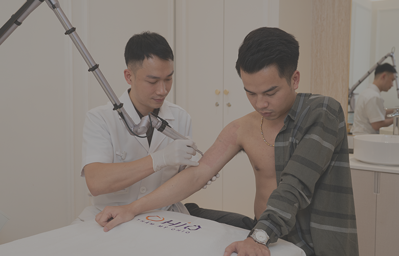 Xoá xăm Anh Đàm Ly | Chủ shop